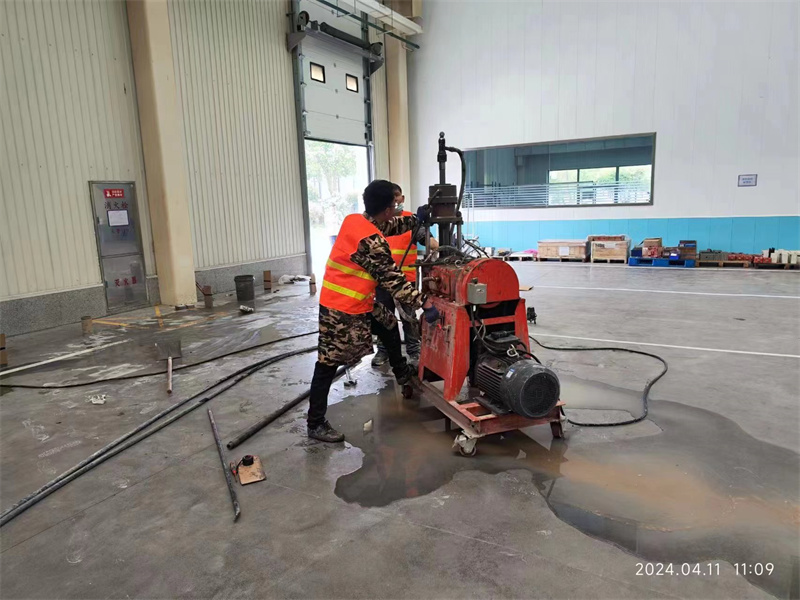 乐业厂房地面下沉塌陷注浆加固施工